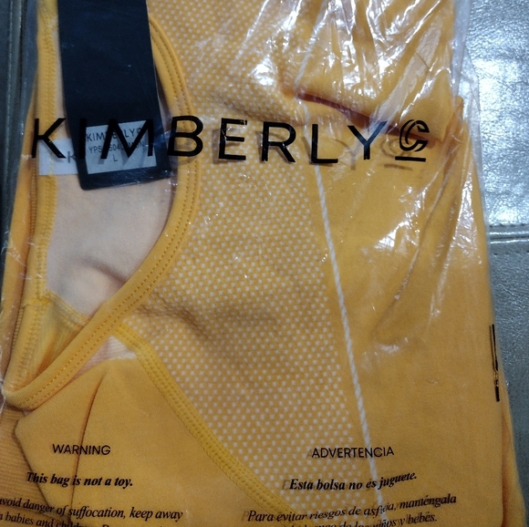 Kimberly Don't Stop Seamless Biker Short Set - NWT - Picture 5 of 6